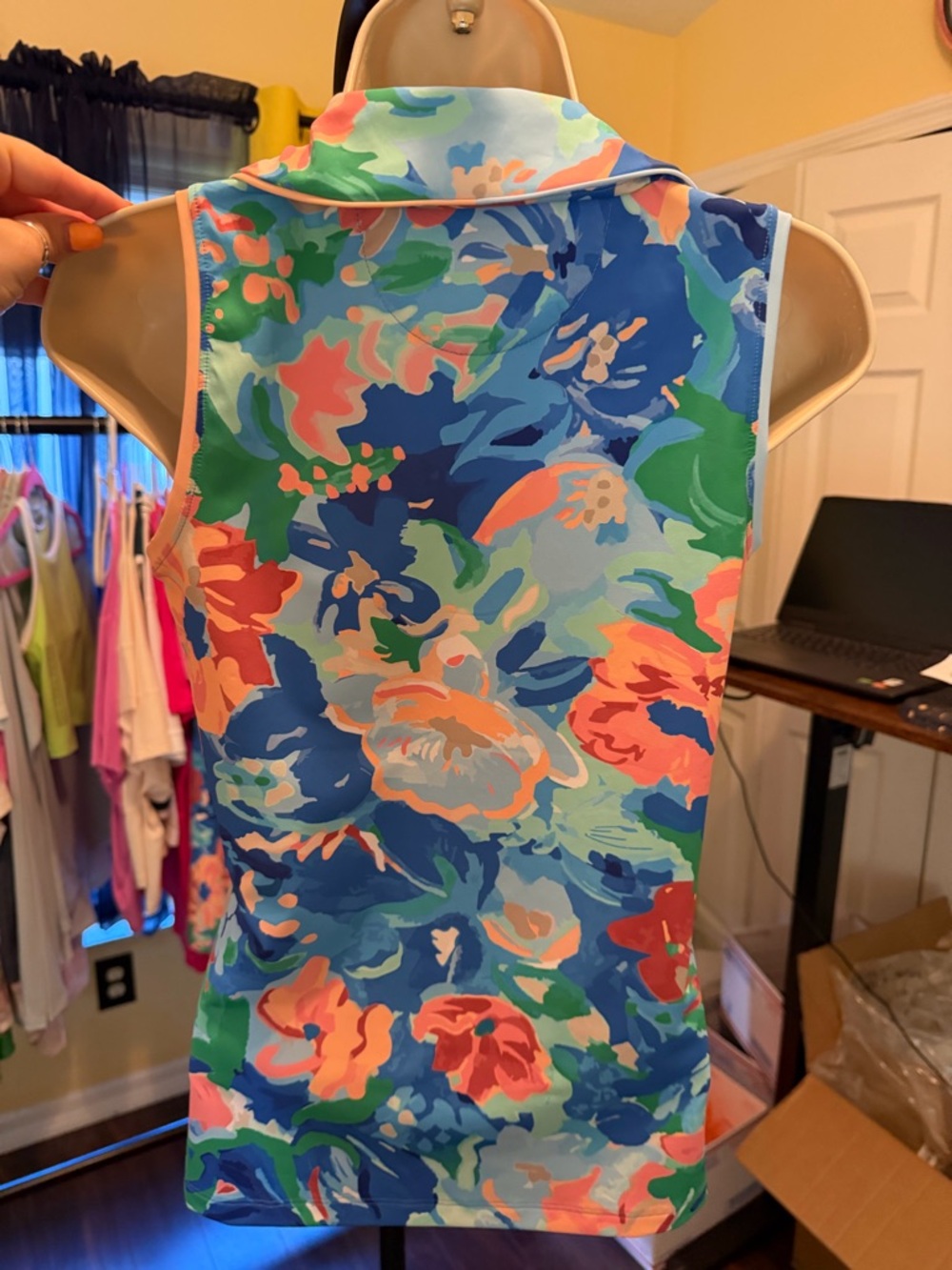 Walter Hagen Multicolor Floral Zip-Front Golf Top in Blue and Coral Size XXL - Picture 6 of 7
